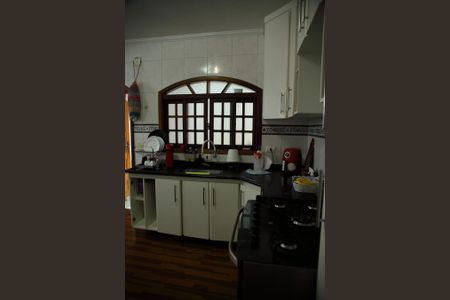 Casa à venda com 276m², 4 quartos e 2 vagasCozinha 