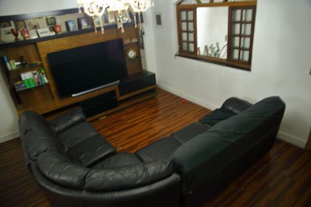 Casa à venda com 276m², 4 quartos e 2 vagasSala 1 