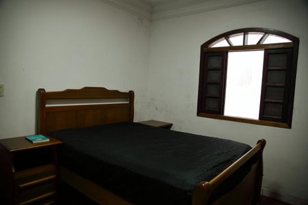 Casa à venda com 276m², 4 quartos e 2 vagasQuarto 3 