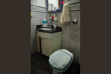 Casa à venda com 276m², 4 quartos e 2 vagasBanheiro Social 2