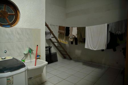 Casa à venda com 276m², 4 quartos e 2 vagasÁrea de Serviço