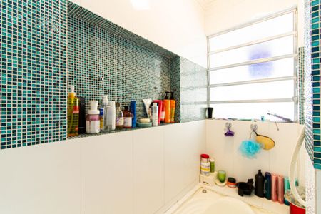 Apartamento para alugar com 86m², 2 quartos e sem vagaBanheiro