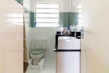 Apartamento para alugar com 86m², 2 quartos e sem vagaBanheiro