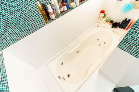 Apartamento para alugar com 86m², 2 quartos e sem vagaBanheiro