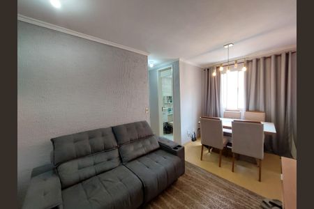 Sala de apartamento para alugar com 2 quartos, 43m² em Guarapiranga, São Paulo