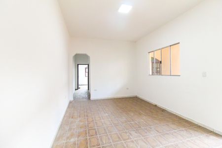 Casa para alugar com 80m², 2 quartos e sem vaga Casa para alugar com 80m², 2 quartos e sem vagaSala