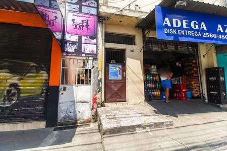 Casa para alugar com 80m², 2 quartos e sem vaga Casa para alugar com 80m², 2 quartos e sem vagaFachada + Placa