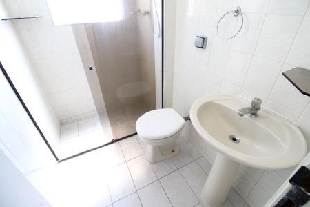 Banheiro de apartamento para alugar com 2 quartos, 62m² em Jardim das Industrias, São José dos Campos