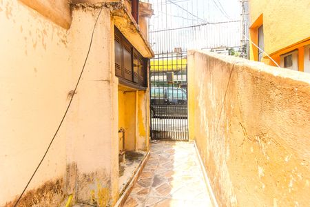 Casa para alugar com 20m², 1 quarto e sem vaga Casa para alugar com 20m², 1 quarto e sem vagaEntrada