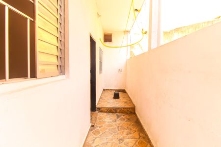 Casa para alugar com 20m², 1 quarto e sem vaga Casa para alugar com 20m², 1 quarto e sem vagaÁrea de Serviço