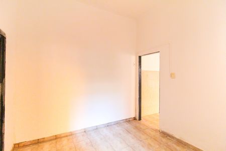 Quarto de casa para alugar com 1 quarto, 20m² em Jardim Nélia, São Paulo