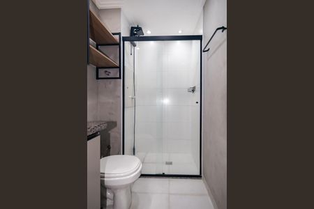 Banheiro de apartamento para alugar com 2 quartos, 37m² em Bela Vista, São Paulo