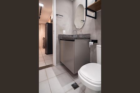 Banheiro de apartamento para alugar com 2 quartos, 37m² em Bela Vista, São Paulo