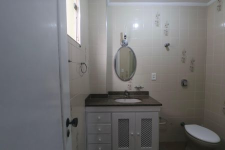 Apartamento para alugar com 120m², 4 quartos e 2 vagas Apartamento para alugar com 120m², 4 quartos e 2 vagasBanheiro Suíte 2