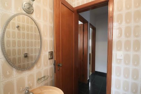 Apartamento para alugar com 120m², 4 quartos e 2 vagas Apartamento para alugar com 120m², 4 quartos e 2 vagasBanheiro Social