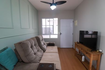 Sala de casa de condomínio para alugar com 2 quartos, 44m² em Jardim Progresso, Ribeirão Preto