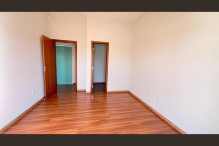 Casa para alugar com 240m², 4 quartos e 8 vagas