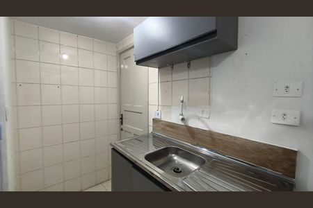 Studio para alugar com 15m², 1 quarto e sem vaga Studio para alugar com 15m², 1 quarto e sem vagaCozinha