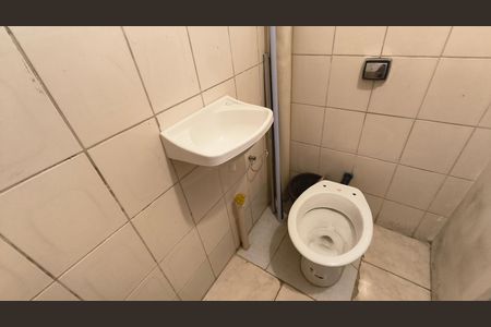Studio para alugar com 15m², 1 quarto e sem vaga Studio para alugar com 15m², 1 quarto e sem vagaBanheiro