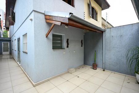 Casa à venda com 170m², 3 quartos e 2 vagasQuintal