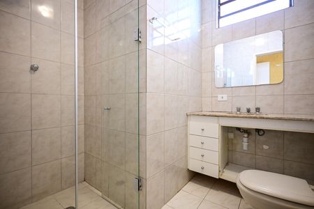 Casa à venda com 170m², 3 quartos e 2 vagasBanheiro Suíte 