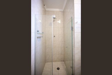 Casa à venda com 170m², 3 quartos e 2 vagasBanheiro Suíte 