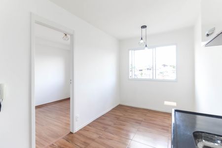 Apartamento para alugar com 24335m², 1 quarto e sem vagaSala - Cozinha