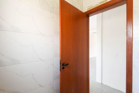 Casa à venda com 160m², 3 quartos e 4 vagas Casa à venda com 160m², 3 quartos e 4 vagasBanheiro 2