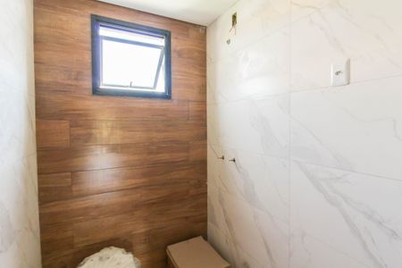 Casa à venda com 160m², 3 quartos e 4 vagas Casa à venda com 160m², 3 quartos e 4 vagasBanheiro 1