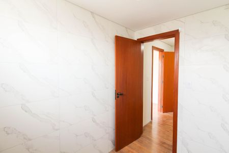 Casa à venda com 160m², 3 quartos e 4 vagas Casa à venda com 160m², 3 quartos e 4 vagasBanheiro da Suíte