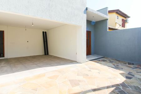 Casa à venda com 160m², 3 quartos e 4 vagas Casa à venda com 160m², 3 quartos e 4 vagasGaragem
