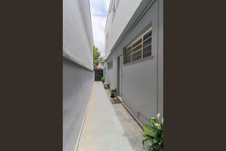 Casa para alugar com 200m², 6 quartos e 2 vagasCorredor Lateral