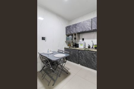 Casa para alugar com 200m², 6 quartos e 2 vagasCozinha