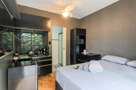 Casa para alugar com 200m², 6 quartos e 2 vagasSuíte 1