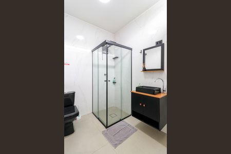 Casa para alugar com 200m², 6 quartos e 2 vagasBanheiro