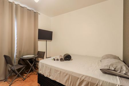 Casa para alugar com 200m², 6 quartos e 2 vagasQuarto 1