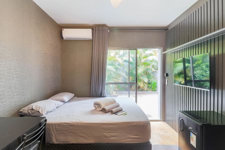 Suíte 1 de casa para alugar com 6 quartos, 200m² em Brooklin, São Paulo