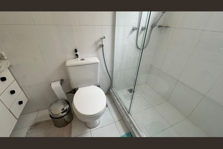 Apartamento à venda com 191m², 3 quartos e 3 vagas Apartamento à venda com 191m², 3 quartos e 3 vagasBanheiro do Quarto 2