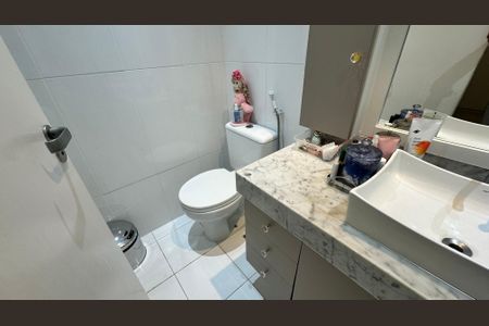 Apartamento à venda com 191m², 3 quartos e 3 vagas Apartamento à venda com 191m², 3 quartos e 3 vagasBanheiro do Quarto 3