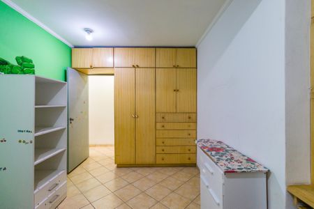 Quarto 1 de casa para alugar com 2 quartos, 64m² em Parque Regina, São Paulo