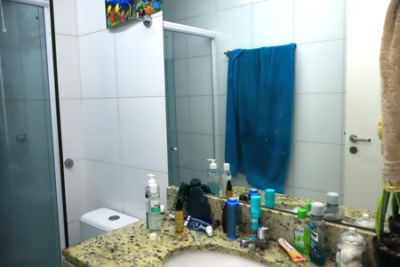 Apartamento para alugar com 81m², 2 quartos e 2 vagasBanheiro Social
