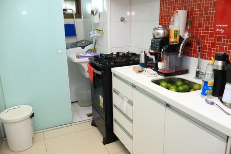 Apartamento para alugar com 81m², 2 quartos e 2 vagasCozinha