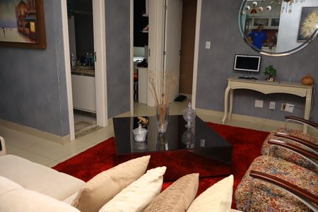 Apartamento para alugar com 81m², 2 quartos e 2 vagasSala