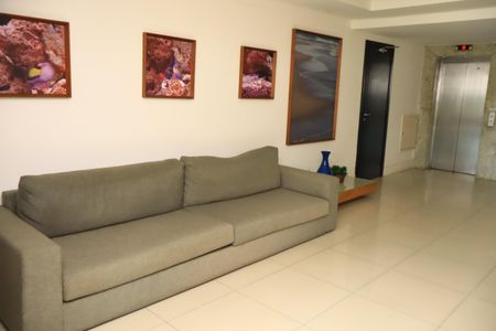 Apartamento para alugar com 81m², 2 quartos e 2 vagasHall de entrada