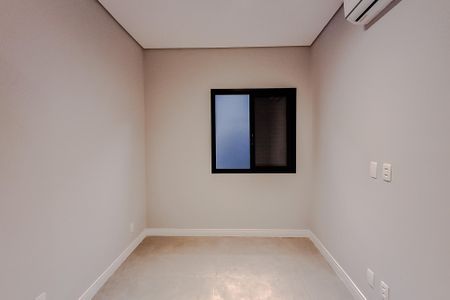 Quarto 1 de casa para alugar com 2 quartos, 100m² em Vila São José, São Paulo