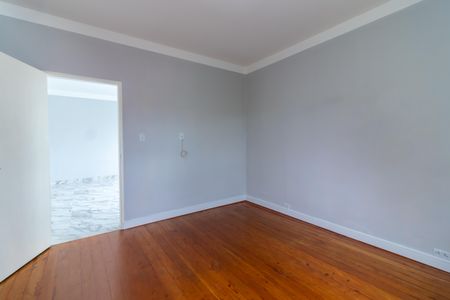 Quarto de casa para alugar com 1 quarto, 60m² em Vila Santa Maria, São Paulo