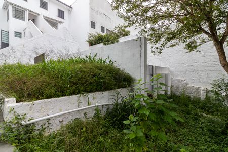 Casa para alugar com 250m², 3 quartos e sem vagaQuintal e Jardim