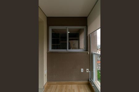 Studio para alugar com 33m², 1 quarto e sem vaga Studio para alugar com 33m², 1 quarto e sem vagaVaranda e Área de Serviço