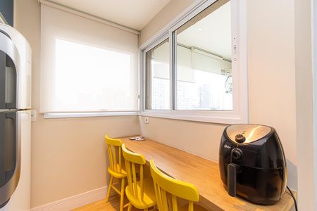 Studio para alugar com 33m², 1 quarto e sem vaga Studio para alugar com 33m², 1 quarto e sem vagaCozinha