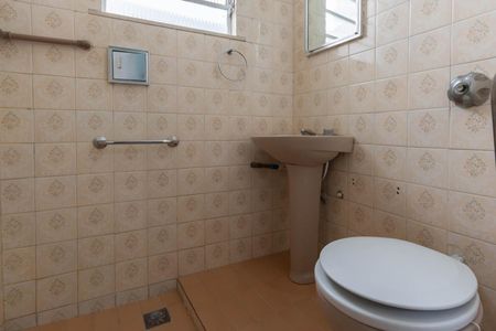 Casa para alugar com 200m², 3 quartos e 4 vagasBanheiro